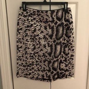 Women’s White House Black Market Skirt